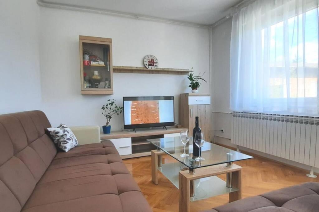 Plitvička Jezera Apartman Black River מראה חיצוני תמונה